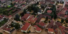 Alluvione a Meda, allagamenti e auto sommerse dall’acqua: le impressionanti immagini dall’alto