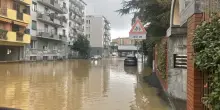 Milano, il Seveso esonda e interi quartieri vanno sott’acqua: ecco perché non bastano le vasche di laminazione