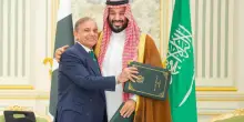 Il patto di difesa tra Arabia Saudita e Pakistan segna una svolta: ora il Medioriente vuole autonomia dagli Usa