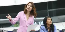 Il salvataggio di Salis spacca la destra, la Lega contro il Ppe: “Traditori”
