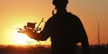 Danimarca: “Droni non identificati sulla nostra maggiore base militare, è attacco ibrido”. Non sono stati abbattuti