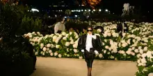 La guida alla Parigi Fashion Week: Saint Lauren dà il via alle sfilate, grande attesa per i debutti di Dior, Balenciaga e Chanel