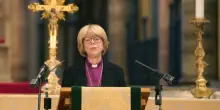 Il capo della Chiesa anglicana è una donna: Sarah Mullally è la prima arcivescova di Canterbury in 500 anni