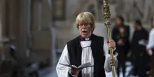 L’arrivo di Sarah Mullally a capo della Chiesa anglicana chiama in causa direttamente il Papa