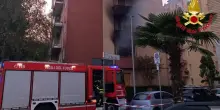 Incendio in un condominio a Cornaredo: muoiono padre, madre e figlio