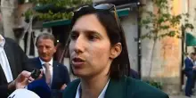 Schlein replica a Meloni: “Opposizione come i terroristi? Mai sentito in democrazia. Invito ad abbassare i toni”