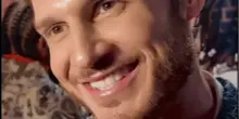 È morto Fede Dorcaz, il cantante argentino ucciso da diversi spari in un agguato a bordo di una moto