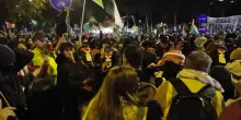 Italia-Israele, le tensioni tra servizio d’ordine e manifestanti col volto coperto prima degli scontri – Video