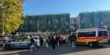 Liceo evacuato a Pescara, indagini sulle cause dell’intossicazione: “Campionate sacche d’aria”