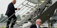 Florida, scoperta una piattaforma per cecchino con visuale sull’Air Force One di Trump
