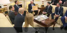 Trump mostra a Rutte l’enorme sala da ballo da 250 milioni di dollari che farà costruire alla Casa Bianca