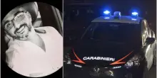 Imprenditore di 39 anni ucciso a coltellate a Collegno (Torino) sotto casa dei genitori. L’ipotesi dell’agguato