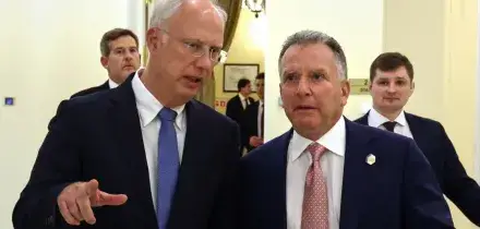 Dazi sul petrolio russo, l’inviato di Putin per gli affari economici è negli Usa per ricucire i rapporti tra Mosca e Washington