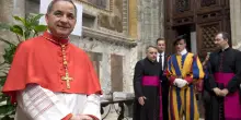 Becciu fuori dal conclave non significa fuori dai giochi