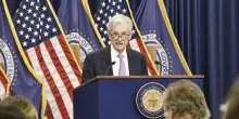 Il tycoon prepara una lettera per licenziare il capo della Fed Jerome Powell