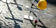 Altri due morti sul lavoro. La strage non si arresta