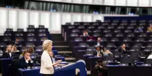 Riarmo, l’eurocamera si mette di traverso: von der Leyen nei guai