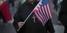 Un po’ Ratzinger e un po’ Bergoglio. La prima celebrazione di Prevost