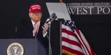 Trump a West Point: «Difenderemo i confini, faremo il Golden Dome»