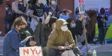 Vietato protestare. «Banditi» trenta studenti di legge