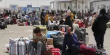 L’esodo invisibile degli afghani cacciati dall’Iran, 500mila da giugno