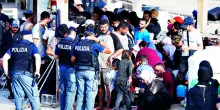 Richiedenti asilo, il governo estende le procedure di frontiera