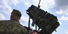 Il riarmo Nato devasta il clima: più 1.132 tonnellate di Co2 nei prossimi 10 anni