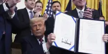 Stablecoin ancorate al dollaro, il cripto-colonialismo di Trump