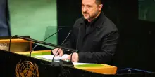 Zelensky: «Diritto garantito solo con armi e amici potenti»