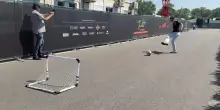 F1, GP Made in Italy: il rigore sbagliato da Russell a porta vuota, risate a Imola. VIDEO