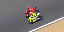 MotoGP, l'ultimo giro a Silverstone: Bezzecchi trionfa, duello Marquez Morbidelli. VIDEO