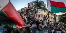 Madagascar, i militari prendono il potere e si uniscono alla rivolta della Gen Z