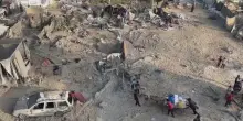 Gaza, attacchi aerei israeliani a Khan Younis