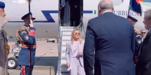 Meloni arriva in Egitto per la firma dell'accordo di pace