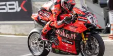 SBK, Nicolò Bulega vince la superpole a Cremona. 6° Petrucci, 8° Iannone