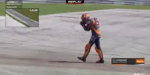 MotoGP, GP Malesia: la caduta di Pol Espargaro a Sepang