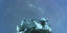 Baumgartner, il lancio dalla stratosfera: superata la velocità del suono. VIDEO