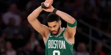 Playoff NBA, Boston ritrova il tiro e travolge New York in gara-3: 2-1 nella serie