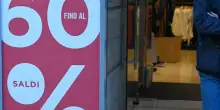 Saldi estivi 2025, quando iniziano e come funzionano: il calendario regione per regione