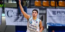 Basket, Cantù ritrova la vittoria in Serie A dopo 4 anni: Reggio Emilia ko 83-78
