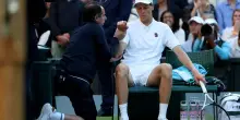 Sinner, le news di oggi da Wimbledon e le condizioni dopo l'infortunio al gomito