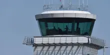 Regno Unito, piccolo aereo cade a Londra Southend: scalo chiuso e voli cancellati