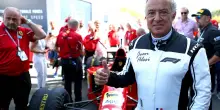 F1, Jean Alesi torna in pista: giro esibizione a Monza sulla 412 T2 del 1995. FOTO