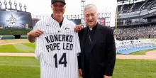 Chicago White Sox, in omaggio una maglia autografata da Papa Leone XIV