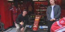 GP Olanda, visita speciale nel box Ferrari: ecco Thibaut Courtois. VIDEO