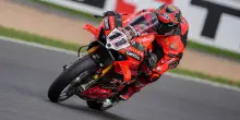 Superbike a Magny-Cours in Francia: prove libere a Bulega