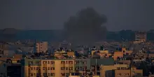 Guerra Israele Iran, Hamas valuta la tregua: a Gaza ancora raid e morti