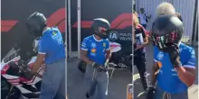 Ferrari, da una rossa all'altra: Hamilton in Ducati a Monza. VIDEO
