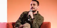 Luca Bizzarri: «Umanamente sono un fallimento: non ho figli, né una compagna, né una famiglia. Ho solo il mio lavoro»