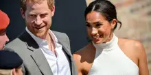 Harry, revocata la scorta nel Regno Unito: «Voglio riconciliarmi con la Royal Family, per me e Meghan ora è impossibile tornare»